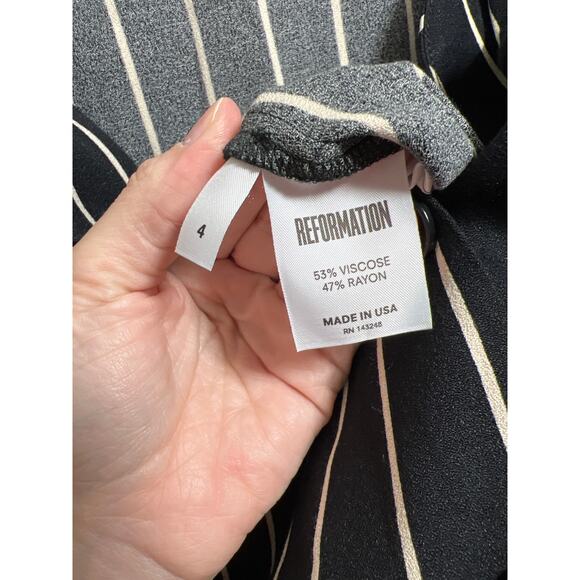 Reformation Black Long Sleeve Pinstripe V Neck Jumpsuit Women's Vacation Concert - Picture 5 of 8